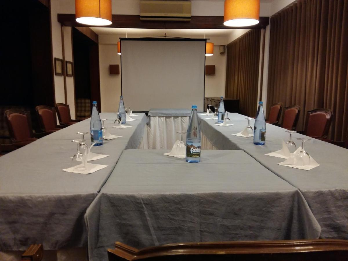 Riabela Inn ตอร์เฮย์รา ภายนอก รูปภาพ